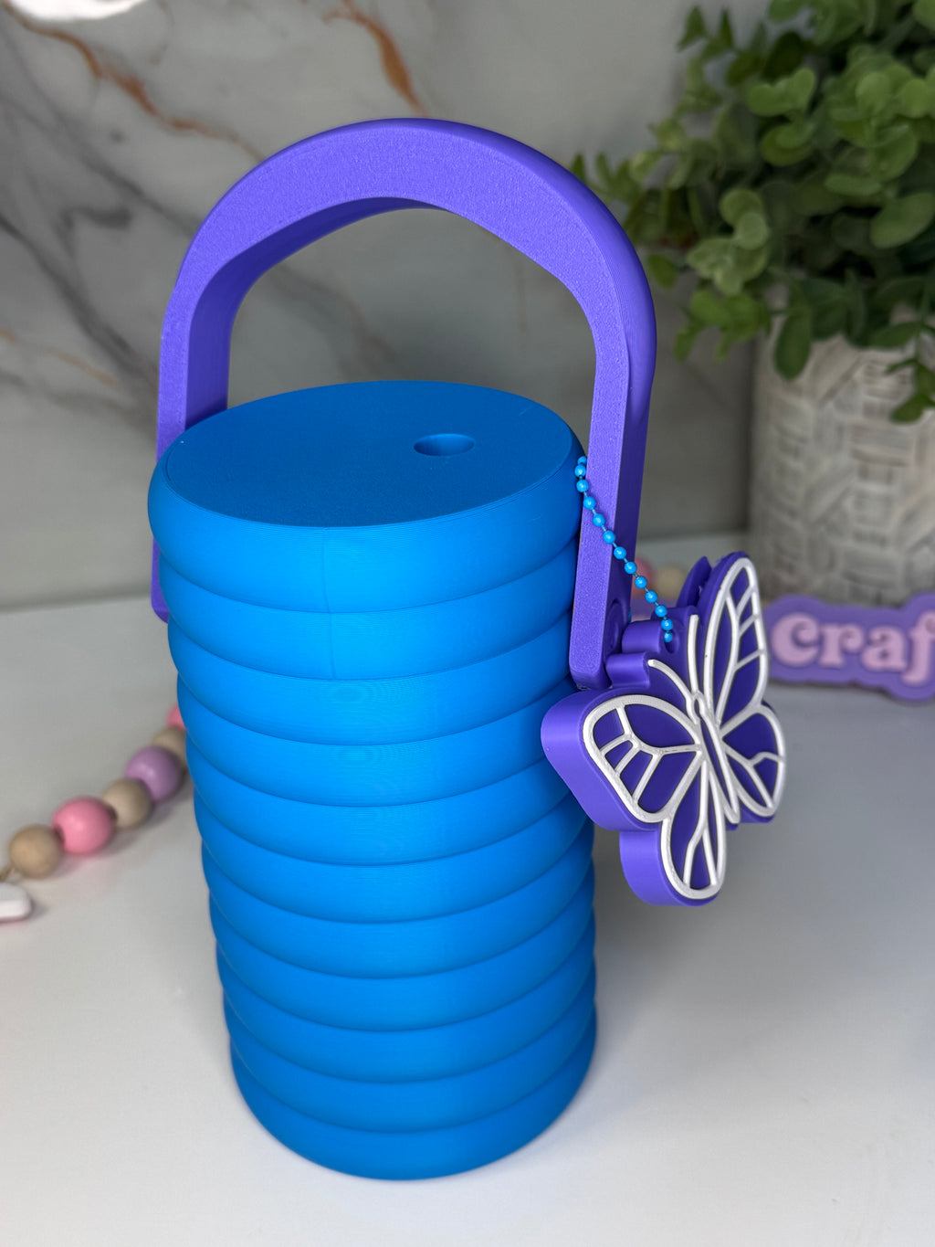 Cozy canholder